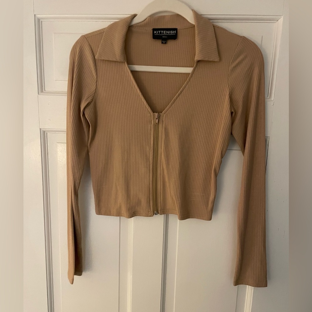 Kittenish Tan Ribbed Zipper Crop Top